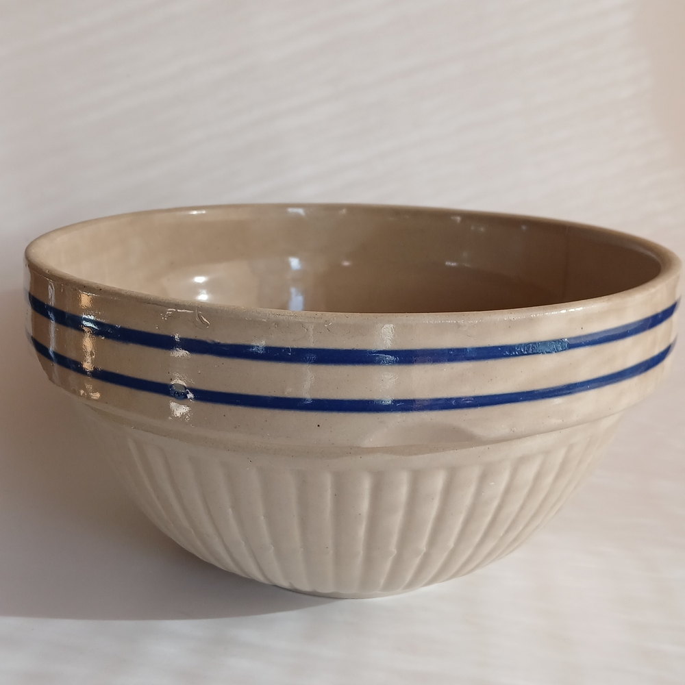 Vintage Red Wing Stoneware Blue Stripes Serving/Mixing Bowl